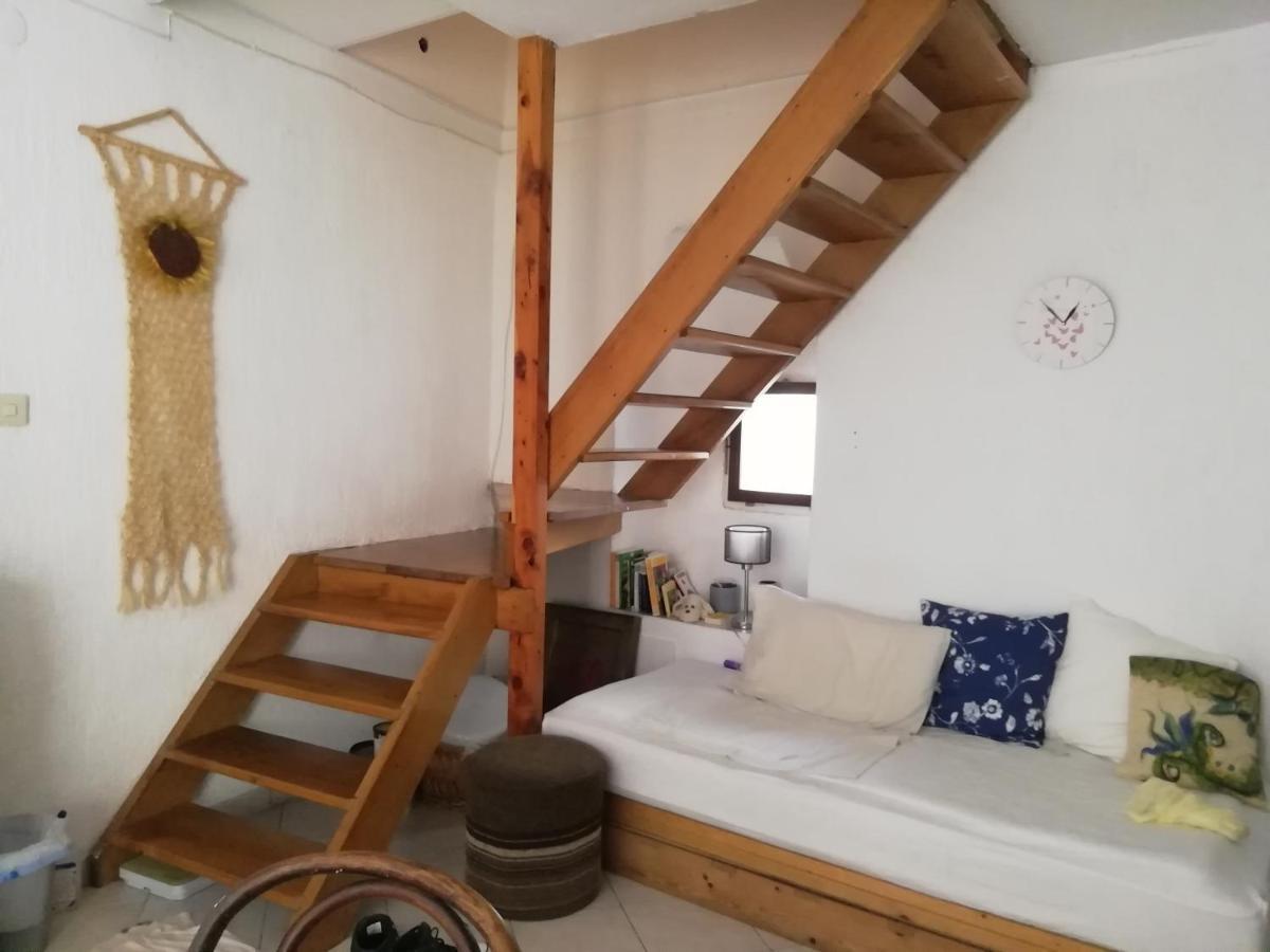 Nice Room - Centar Cres Bagian luar foto