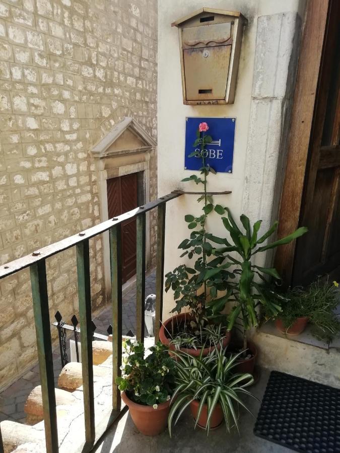 Nice Room - Centar Cres Bagian luar foto