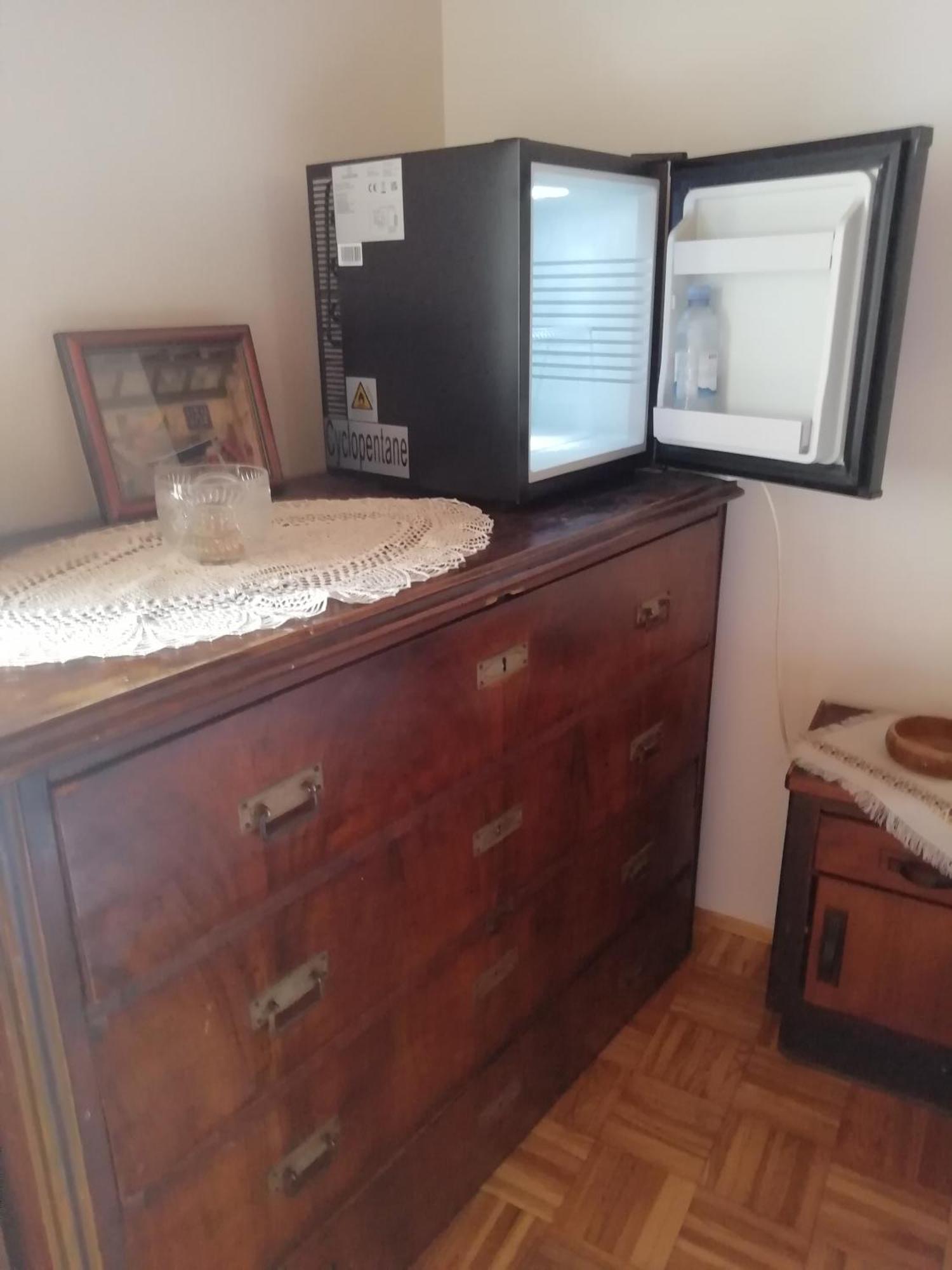 Nice Room - Centar Cres Bagian luar foto